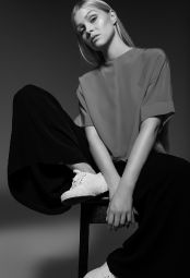 Model Christina #17307