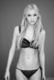 Model Christina #17307