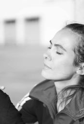 Model Charleen #22272