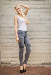 Model Christina #17307