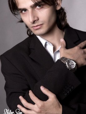 Model Emran