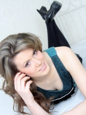 Model Rebecca