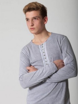 Model Romain