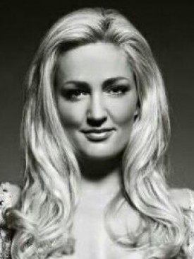 Model Yvonne