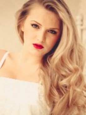 Model Annika