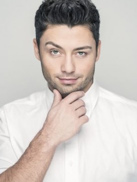Model Emin