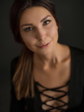 Model Sarah