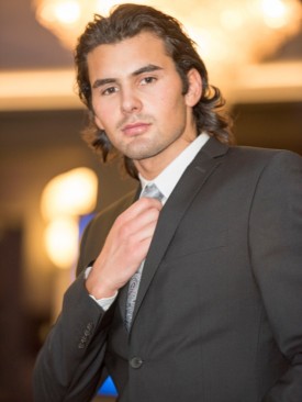 Model Onur
