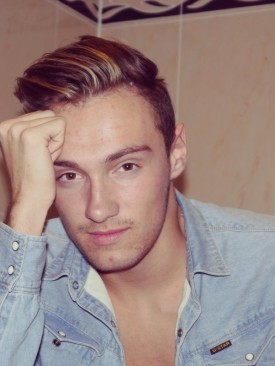 Model Oliver