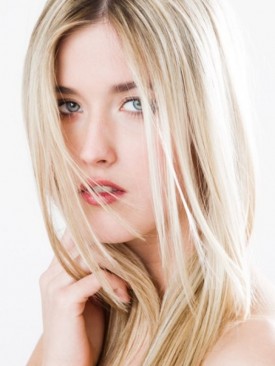 Model Lina