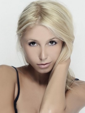 Model Pia