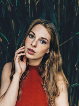 Model Christine