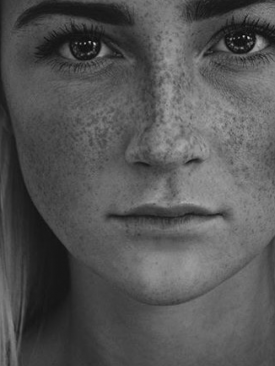 Model Janine 