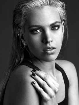 Model Karin